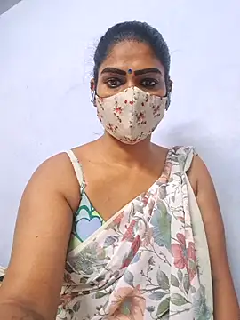 Snapshot of sherlin24 chatting on 19, 10, 2025 sherlin24 online show from 19, 10, 2025