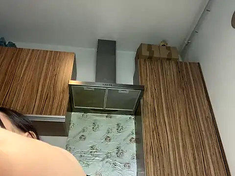 curvybombb online show from 5, 11, 2025