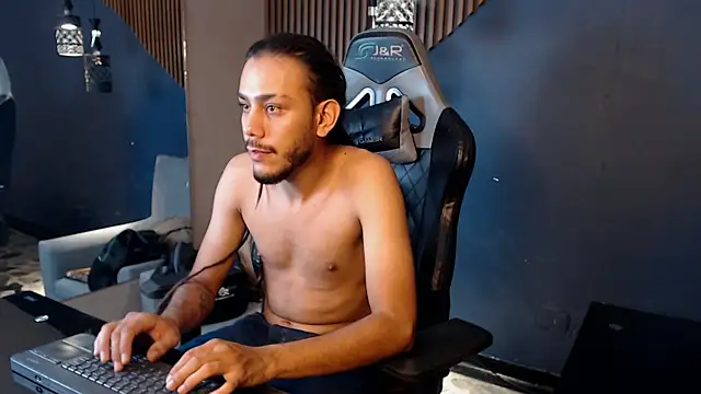 Boss Domiinator online show from 12, 9, 2025