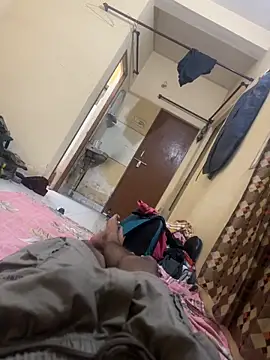 lele122277 online show from 18, 4, 2026