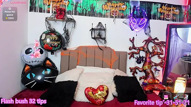 Elisabeth swan online show from 28, 10, 2025