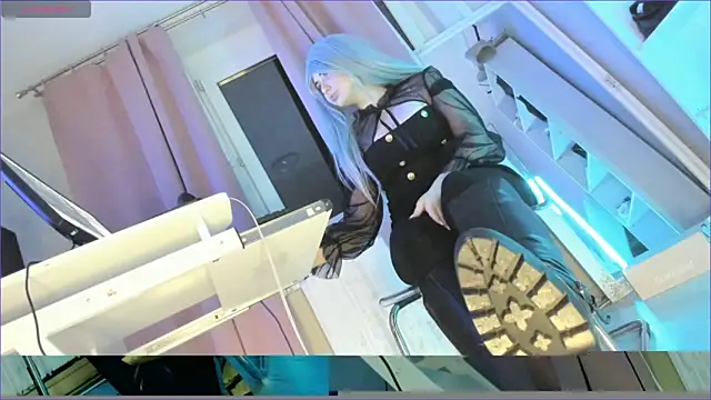 CruelSiren online show from 1, 10, 2025