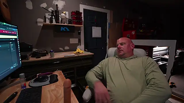 Snapshot of Soundfreak chatting on 15, 10, 2025 Soundfreak online show from 15, 10, 2025