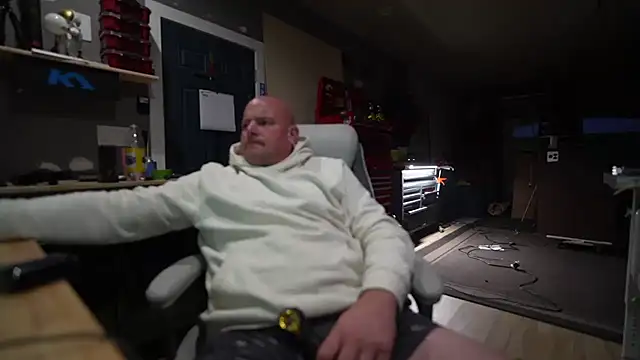 Snapshot of Soundfreak chatting on 19, 10, 2025 Soundfreak online show from 19, 10, 2025