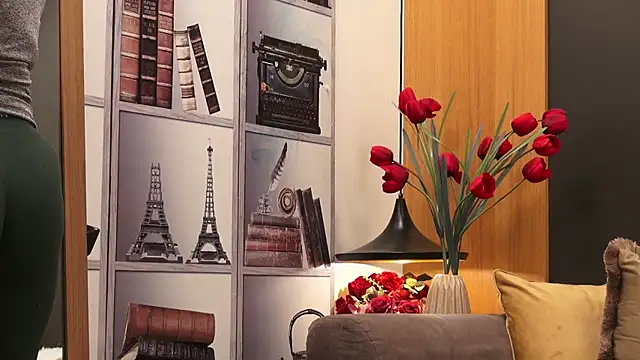 Mia Swano online show from 8, 2, 2026