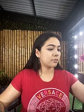 jasmincollin  online show from 1, 11, 2025