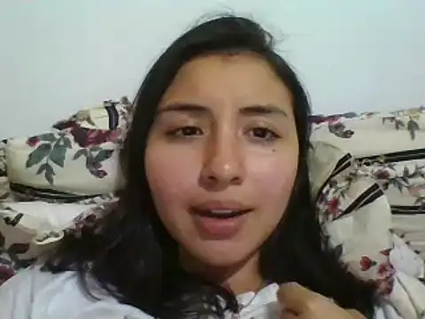 Snapshot of _Romilly_ chatting on 12, 10, 2025  Romilly  online show from 12, 10, 2025
