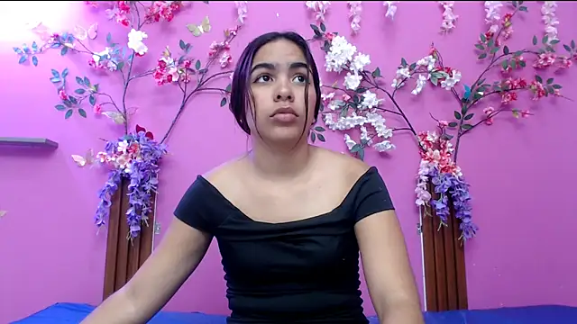 skinnysofia18 online show from 30, 5, 2026
