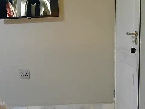 Snapshot of Shaylah_jasmine chatting on 9, 9, 2025 Shaylah jasmine online show from 9, 9, 2025