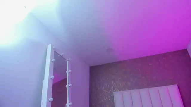 KaylieBrooks online show from 1, 12, 2025