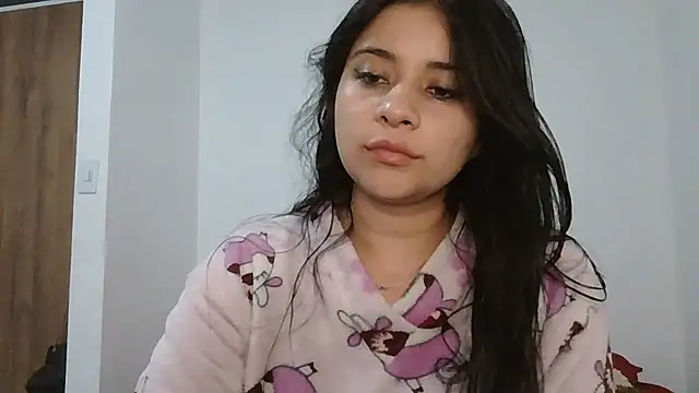 ValerieLove  online show from 11, 1, 2026