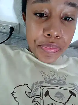 MoniqueMulberry online show from 5, 10, 2025