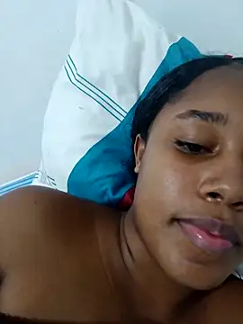 MoniqueMulberry online show from 6, 10, 2025