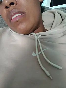 MoniqueMulberry online show from 29, 10, 2025