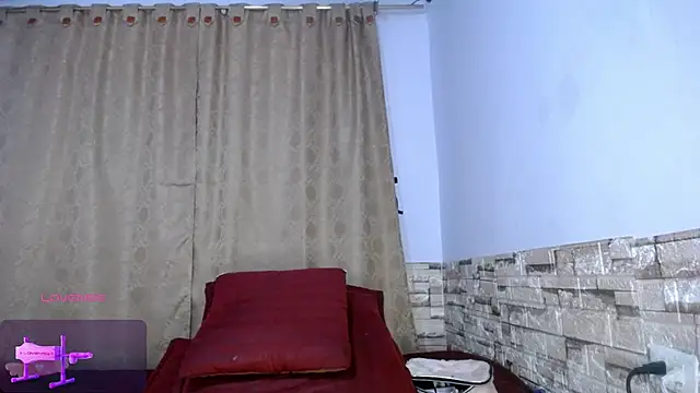 DaraKat18 online show from 14, 11, 2025