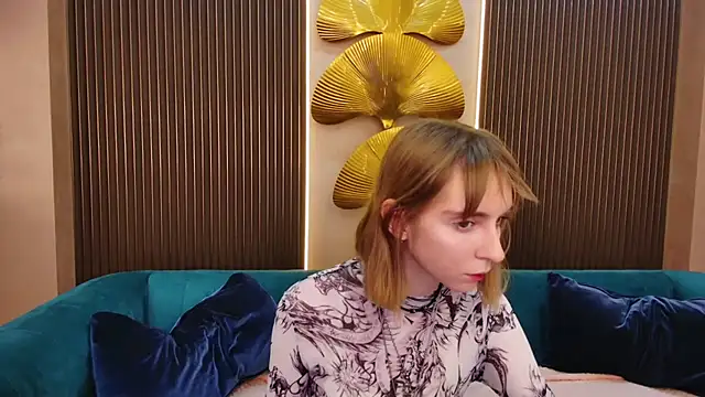 Beverly Gomes online show from 1, 12, 2025