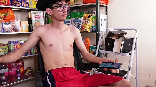 Snapshot of JoyBoy2003j chatting on 24, 9, 2025 JoyBoy2003j online show from 24, 9, 2025