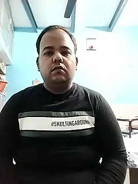 Snapshot of BromidicTrailing chatting on 5, 11, 2025 BromidicTrailing online show from 5, 11, 2025