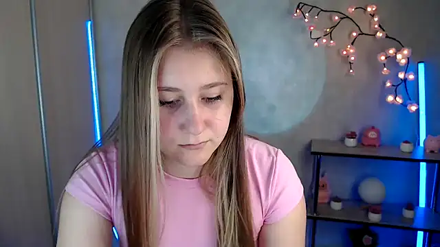 Snapshot of Milka_kamila chatting on 3, 6, 2026 Milka kamila online show from 3, 6, 2026