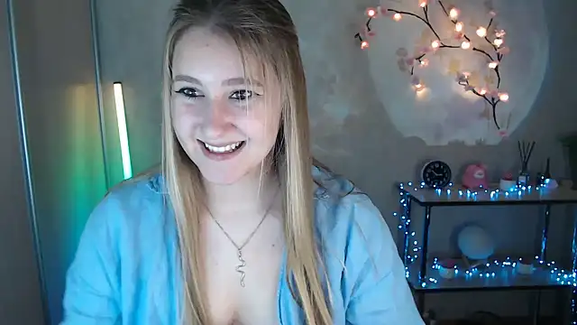 Snapshot of Milka_kamila chatting on 23, 7, 2026 Milka kamila online show from 23, 7, 2026