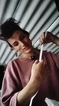 Snapshot of Moira-Hot chatting on 12, 11, 2025 Moira-Hot online show from 12, 11, 2025