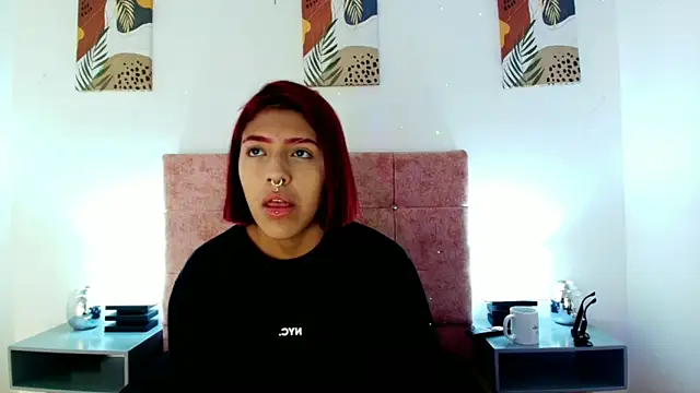 Dulce Bella  online show from 23, 9, 2025