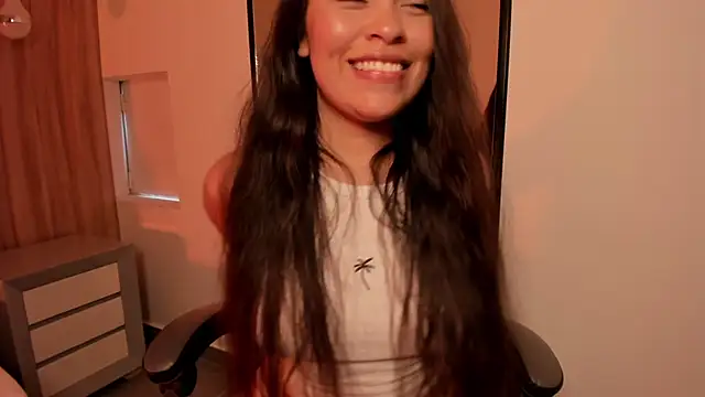 Snapshot of allie_bruce chatting on 22, 5, 2026 allie bruce online show from 22, 5, 2026