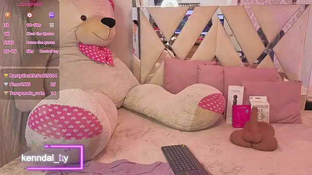 Kenndal tay online show from 16, 4, 2026