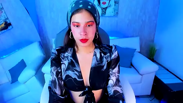 Eva hells  online show from 21, 10, 2025