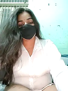 Snapshot of the_saavi chatting on 8, 5, 2026 the saavi online show from 8, 5, 2026