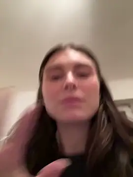 SophiiaStarr online show from 15, 12, 2025