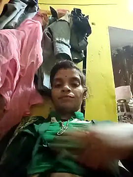 Snapshot of Punam_jindal chatting on 28, 10, 2025 Punam jindal online show from 28, 10, 2025