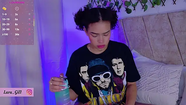 LaraGiil online show from 15, 9, 2025