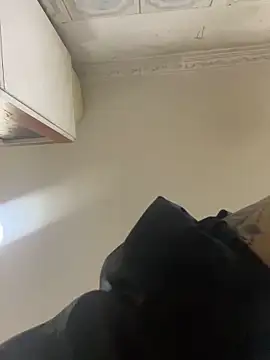 XBODTRIIPX online show from 8, 4, 2026