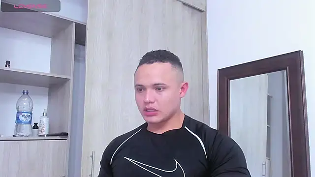 KingLevi01 online show from 11, 11, 2025