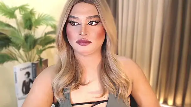 UrGoddess Kiera online show from 17, 10, 2025