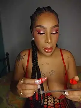 Queen Amara online show from 31, 5, 2026