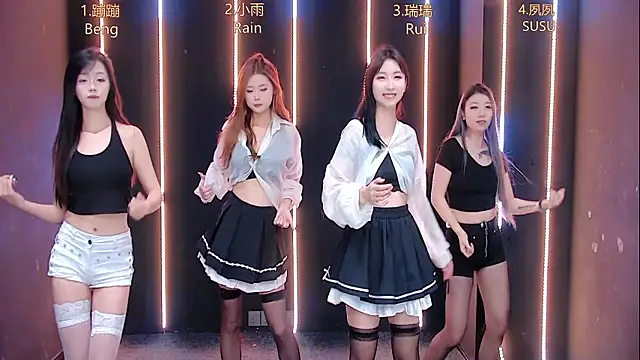 queen-001 online show from 28, 10, 2025