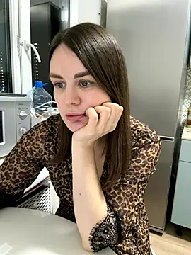 Risky-Flower online show from 7, 10, 2025