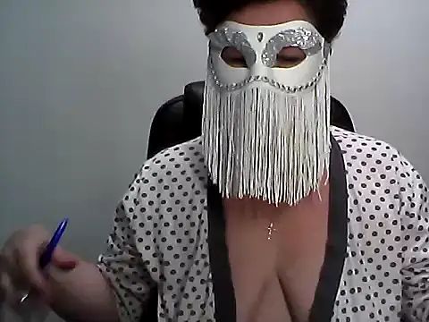 Snapshot of EllaLove2277 chatting on 29, 6, 2026 EllaLove2277 online show from 29, 6, 2026