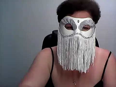 Snapshot of EllaLove2277 chatting on 30, 6, 2026 EllaLove2277 online show from 30, 6, 2026