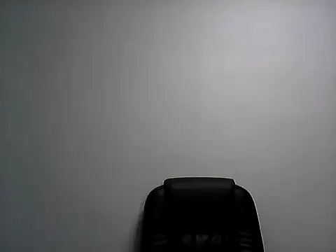Snapshot of EllaLove2277 chatting on 6, 7, 2026 EllaLove2277 online show from 6, 7, 2026