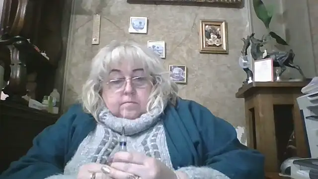 Snapshot of Lala-Love56 chatting on 19, 12, 2025 Lala-Love56 online show from 19, 12, 2025
