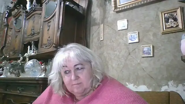 Snapshot of Lala-Love56 chatting on 15, 4, 2026 Lala-Love56 online show from 15, 4, 2026