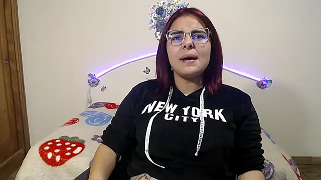 Valeryxs online show from 4, 11, 2025