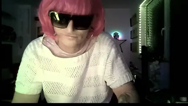 Snapshot of hellgirl1980 chatting on 23, 4, 2026 hellgirl1980 online show from 23, 4, 2026