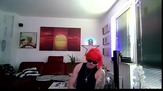 Snapshot of hellgirl1980 chatting on 24, 4, 2026 hellgirl1980 online show from 24, 4, 2026