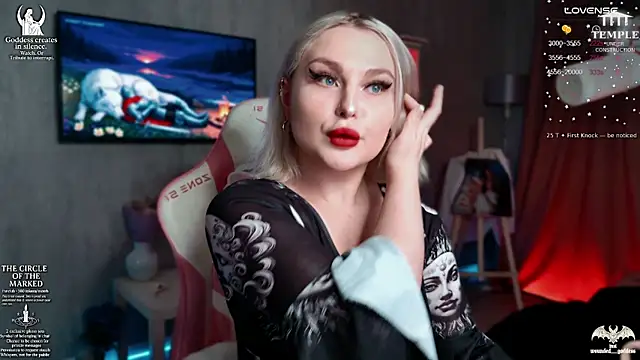 Wounded Goddess  online show from 25, 11, 2025