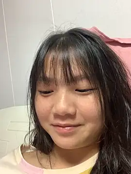 Emlyly-18 online show from 21, 9, 2025