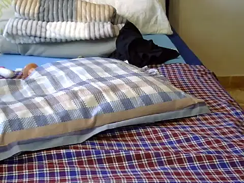 Playroom queen online show from 9, 11, 2025